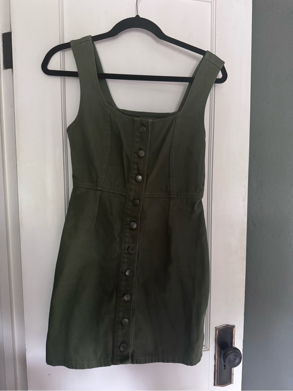 Urban Outfitters Olive Green Button-Front Womens Dress, size 2